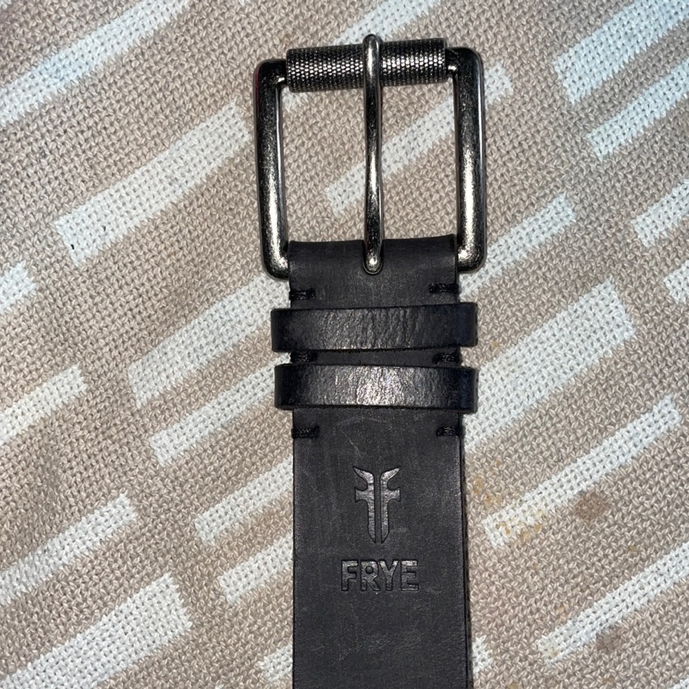 FRYE belt